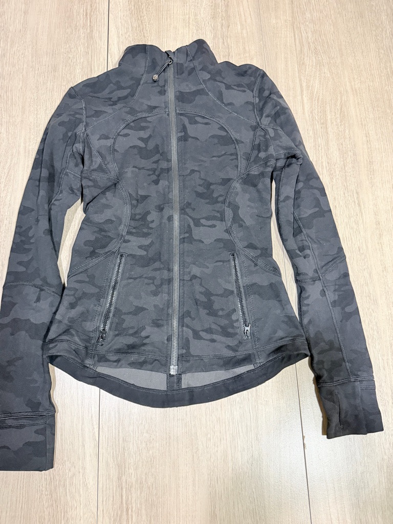 Lululemon Athletica Charcoal Black Camo Zip Jacket